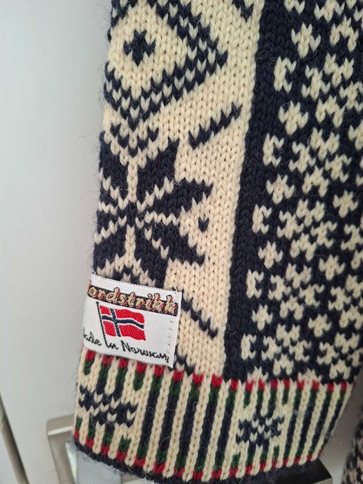 Светер Nordstrikk, оригінал, новий,  ручна робота, комфортний, теплий