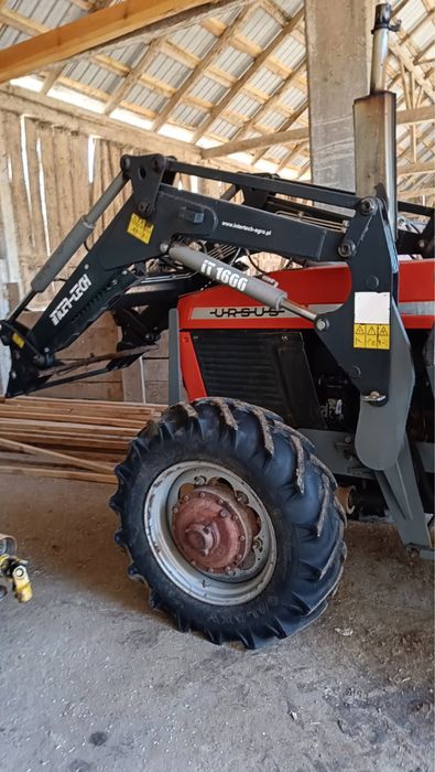 Ursus 914 /912  z turem stan idealny !