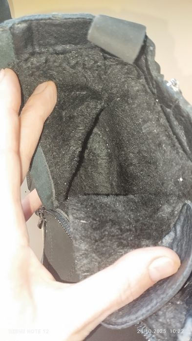 Взуття жіноче зимове