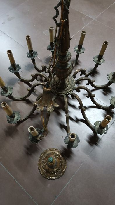 Śliczny mosiężny żyrandol z lat 40 -tych