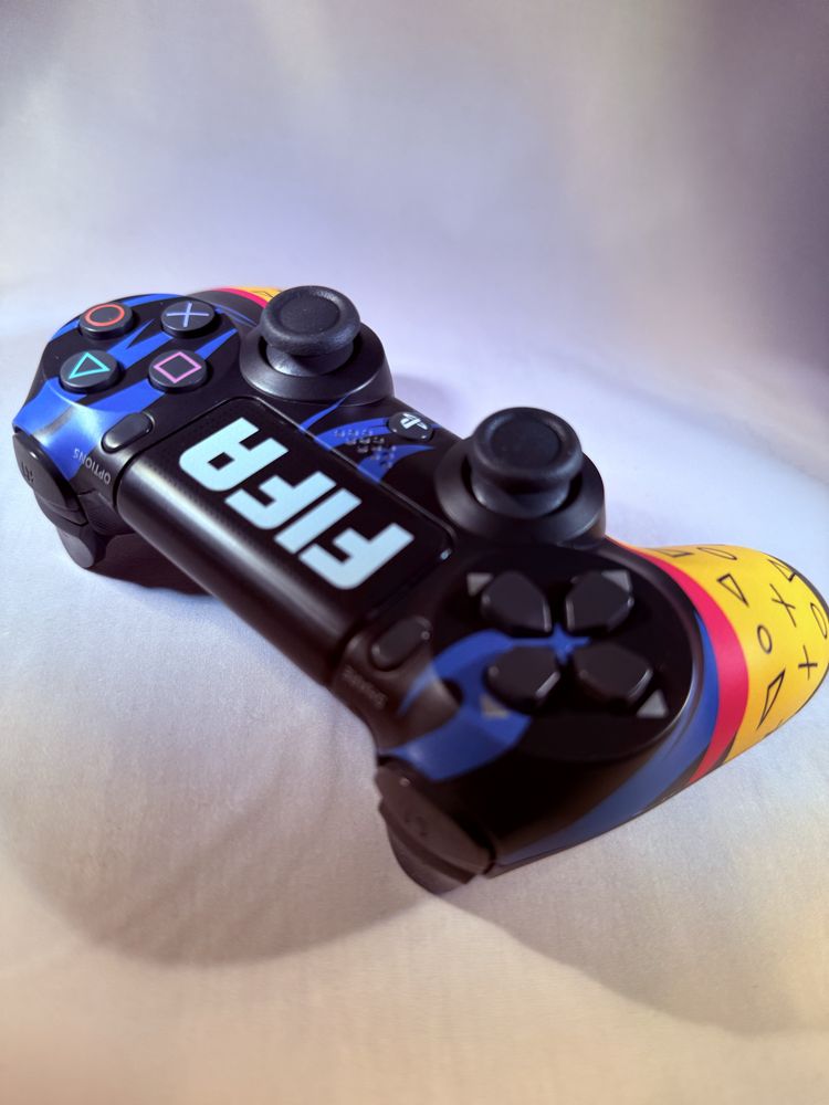 FIFA!! Kontroler Sony CUH-ZCT2E Pad PS4 DUALSHOCK4 V2