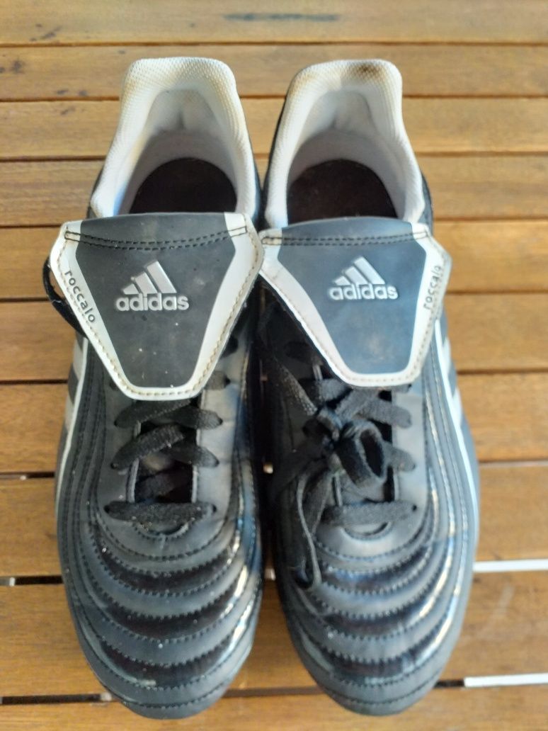 Adidas, chuteiras ou botas de Futebol ou Rugby