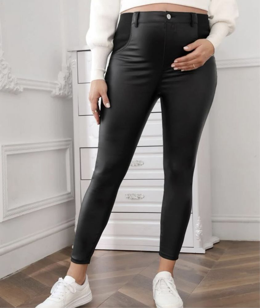 Piękne nowe spodnie ciążowe jeansy sztuczna skóra błyszczące