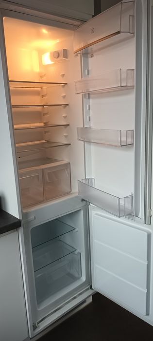 Lodówka Electrolux w zabudowie