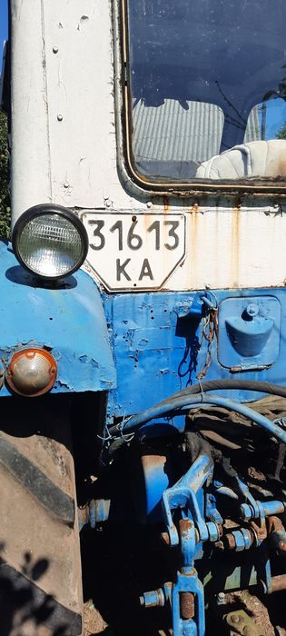 Продам трактор ЮМЗ 6 1984 рік з навісним в робочому стані