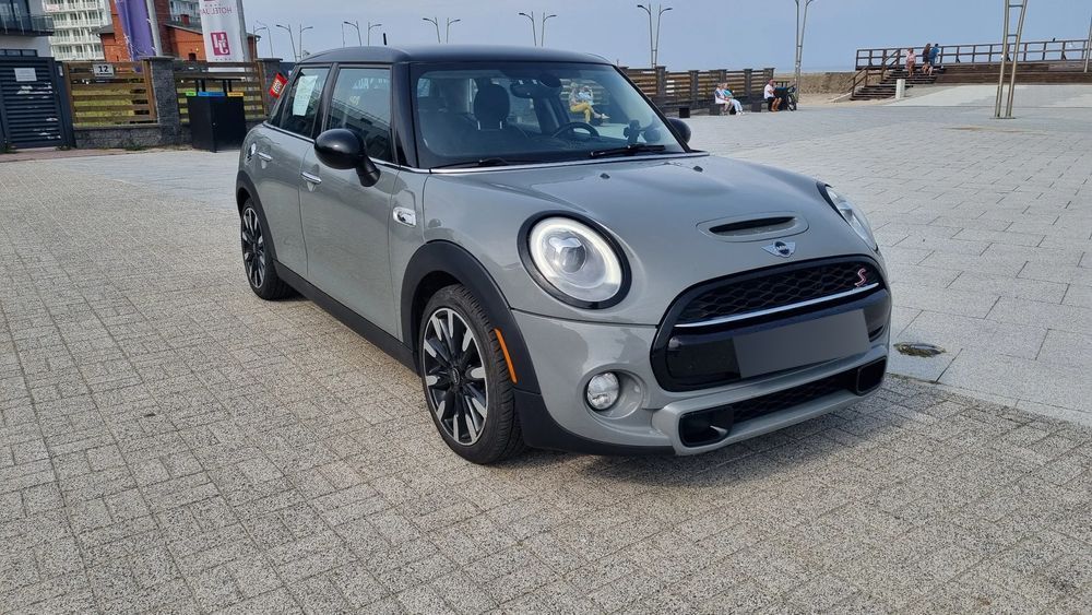 MINI Cooper S MINI Cooper S (F55) 2.0t Benzyna - kolor szary B71