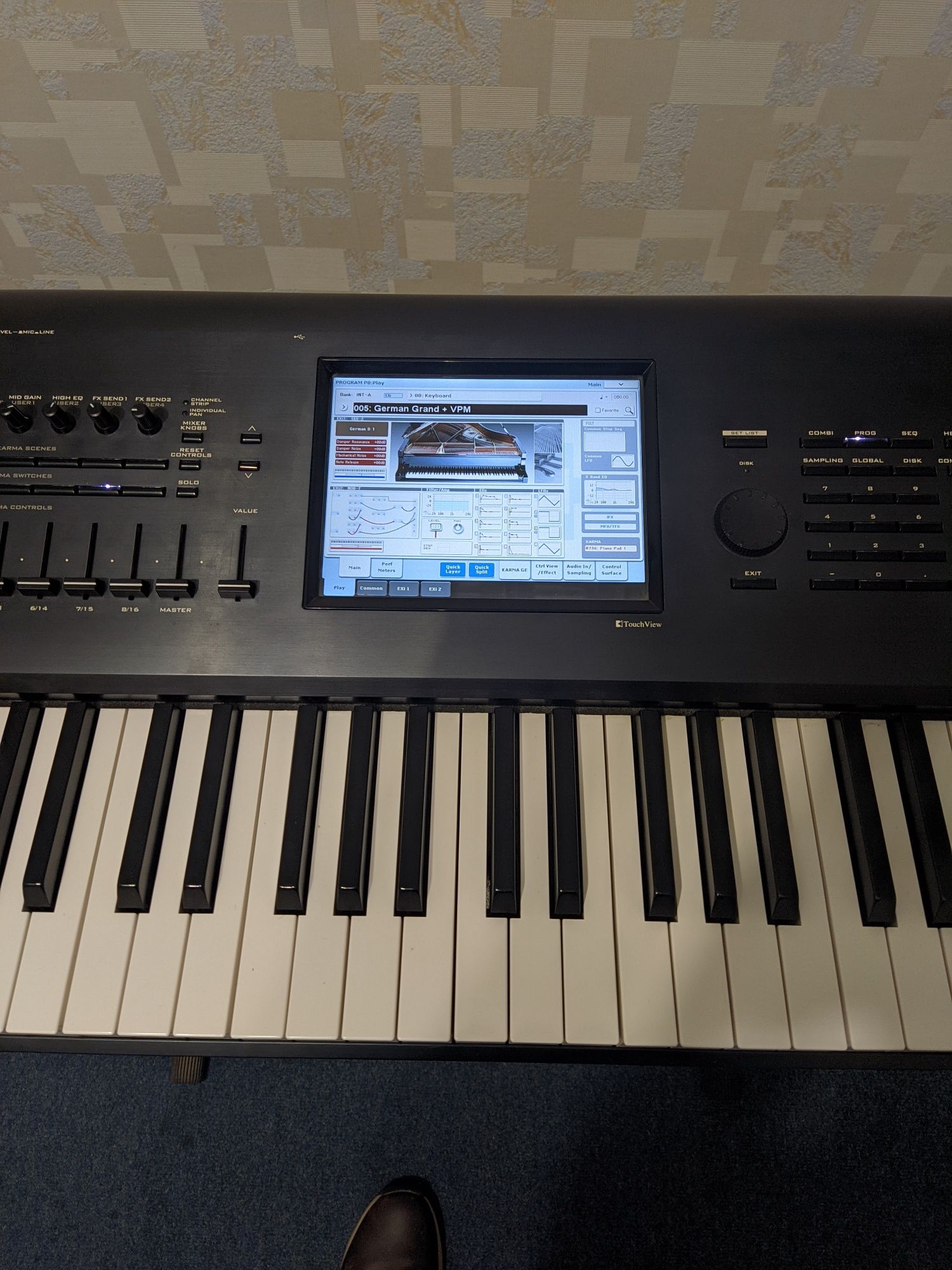 Korg Kronos 73, синтезатор, робоча станція