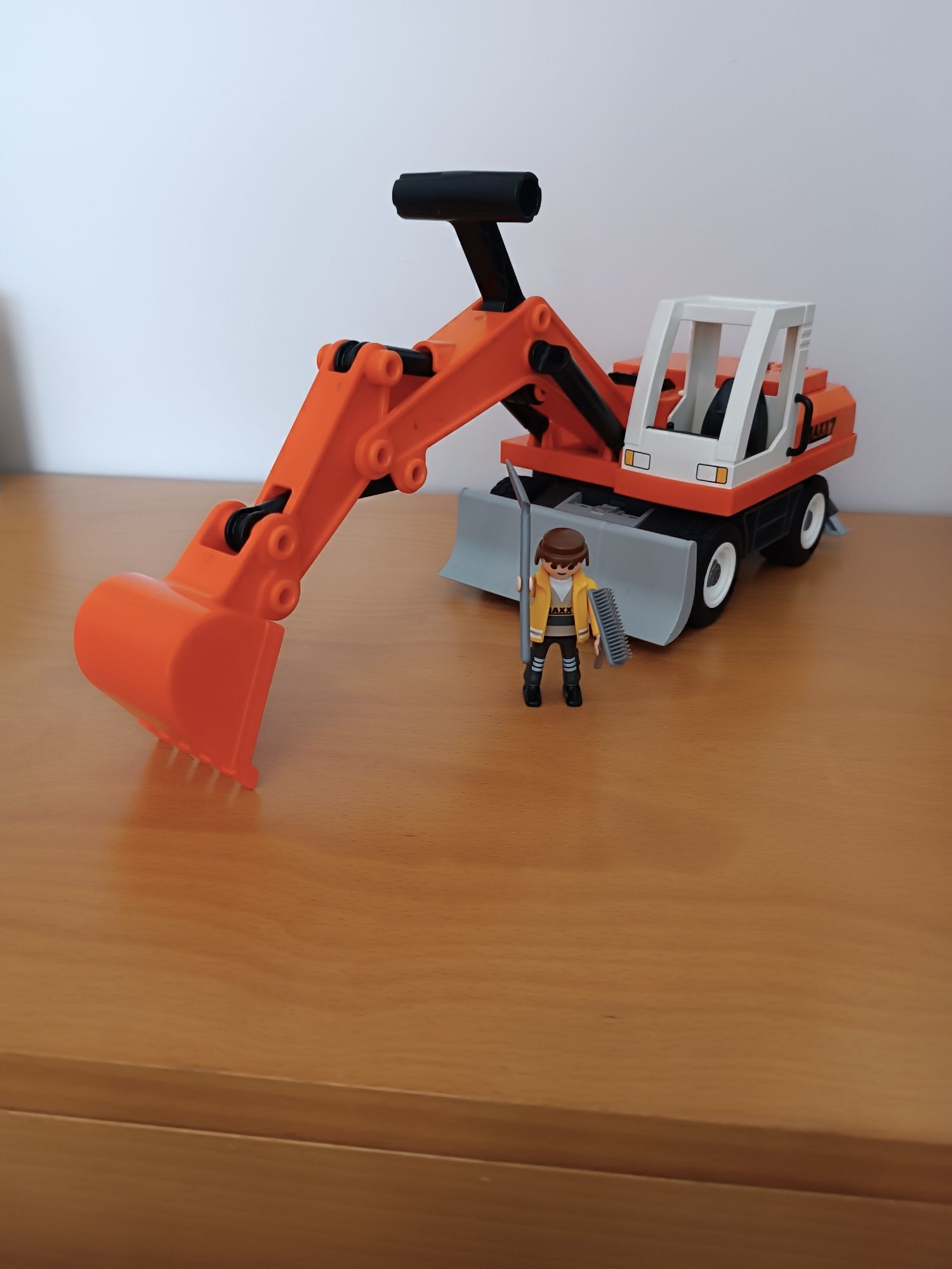 Retroescavadoura da Playmobil