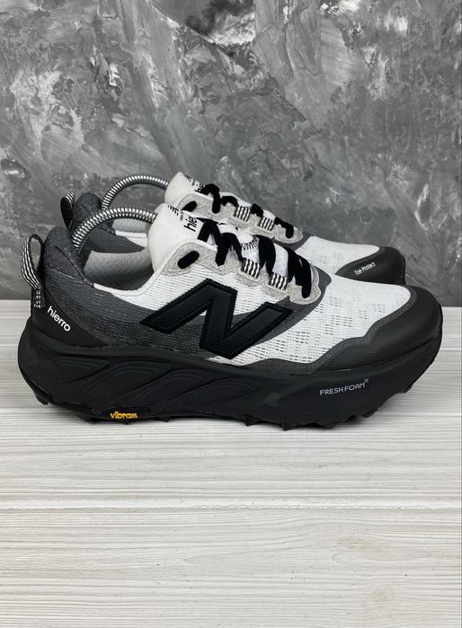 Кросівки new balance hierro v9 42/26.5 см