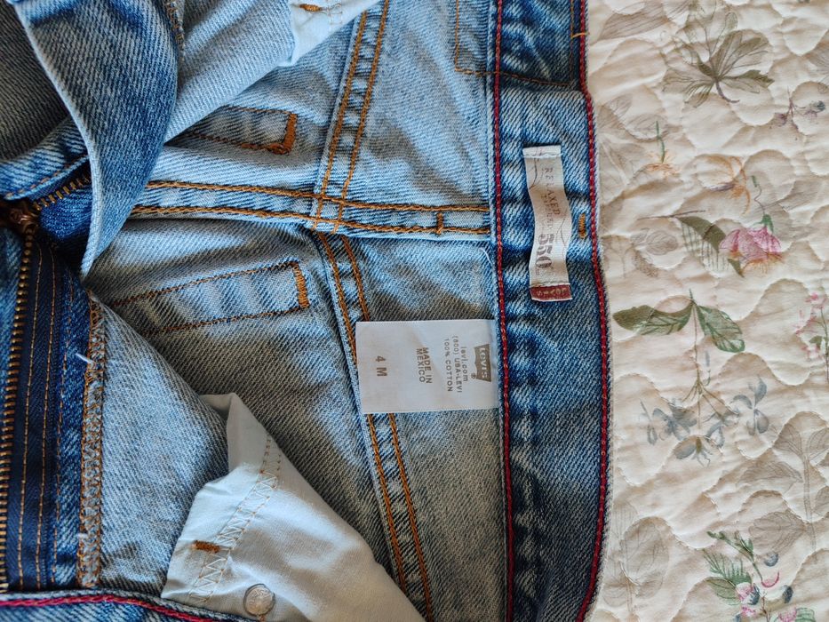 Джинси Levi's , жіночі