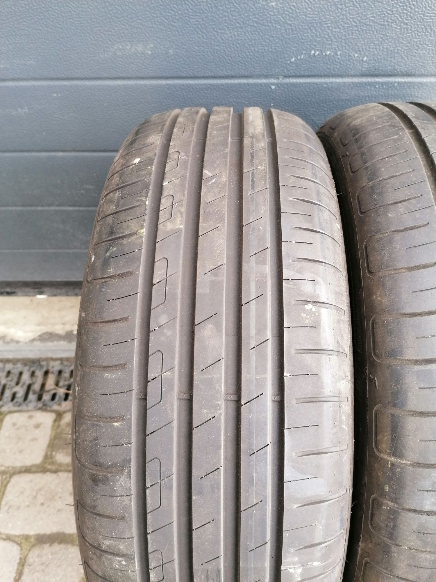 2x205/55 R17 Goodyear EfficientGrip letnie