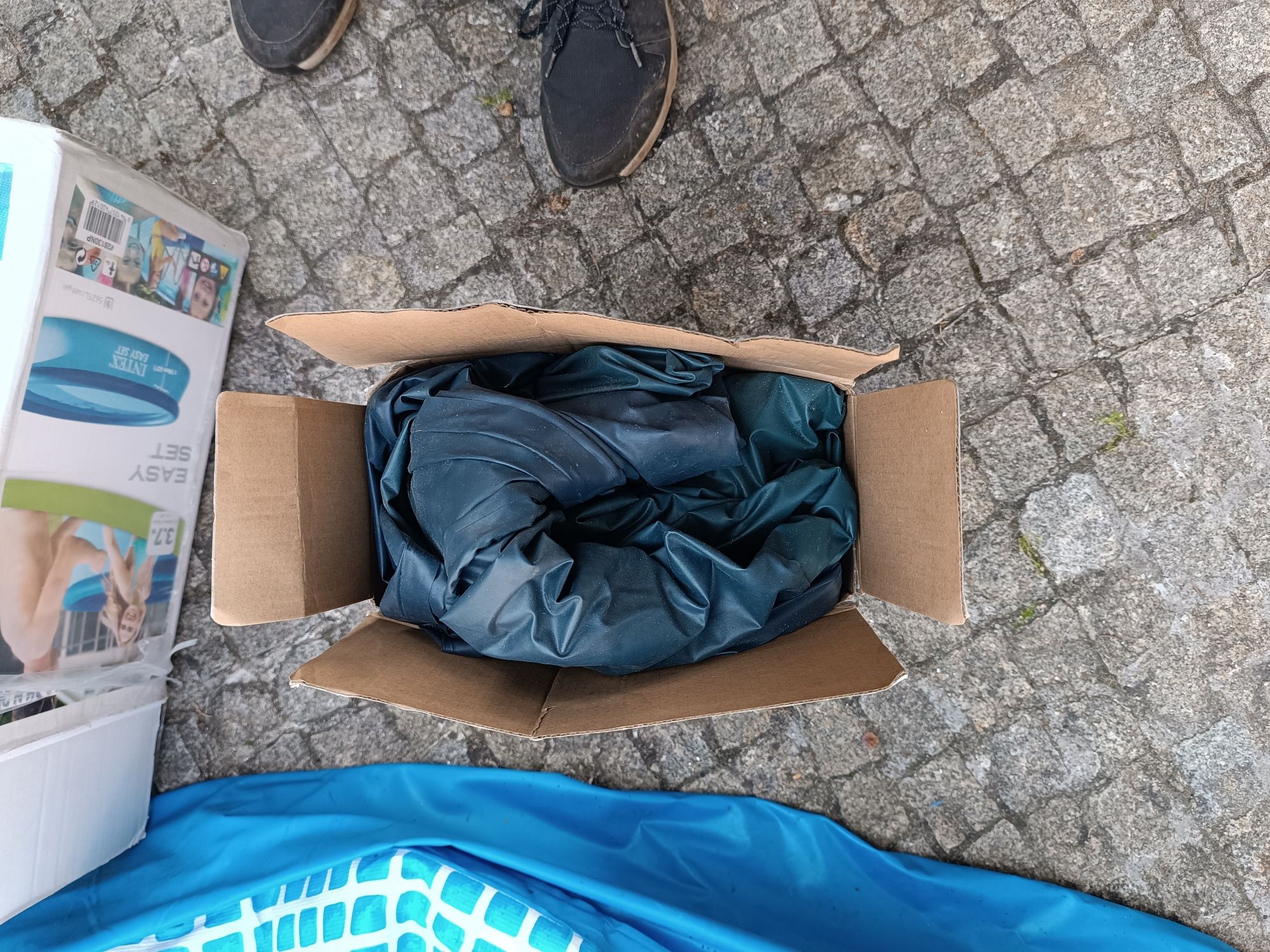 Basen ogrodowy dmuchany INTEX sr 3.7 m  plus pokrywa do basenu