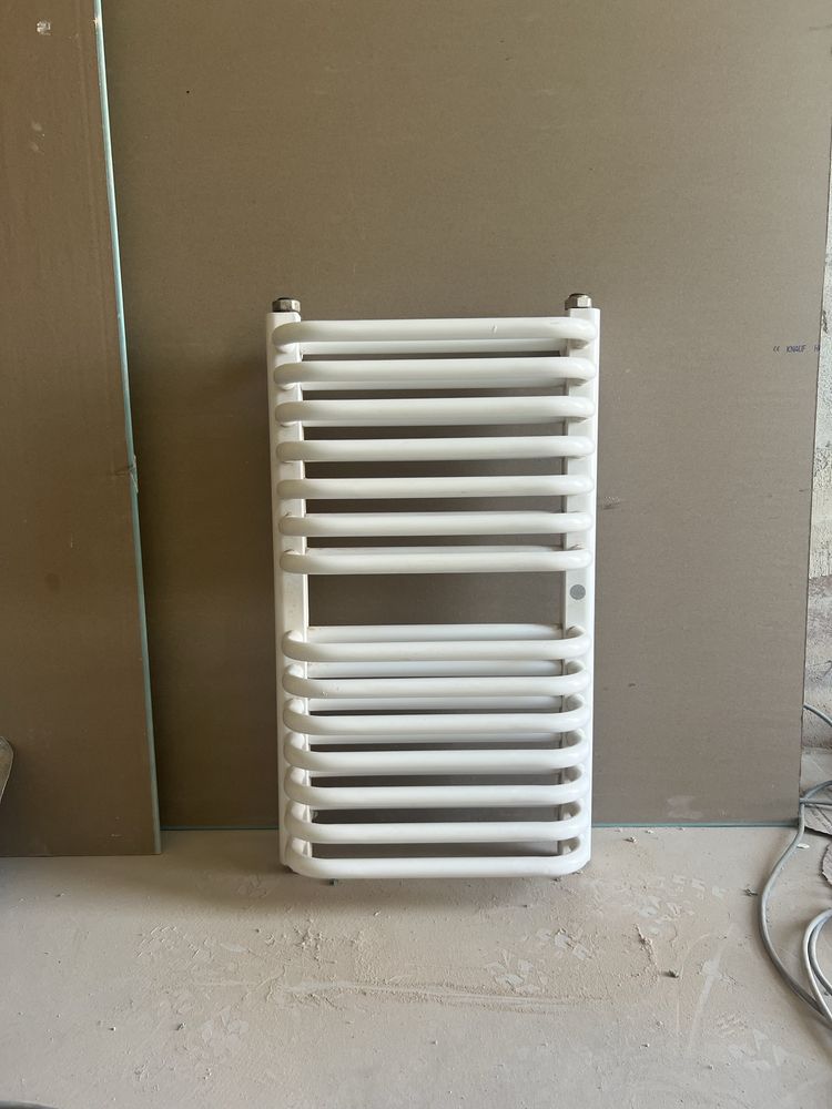 grzejnik łazienkowy instal projekt  70x40x14 cm