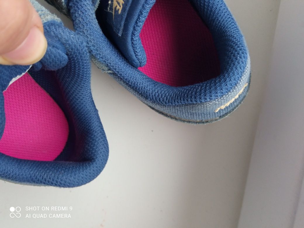 Nike MD runner 2 dziecięce dziewczęce buty sportowe