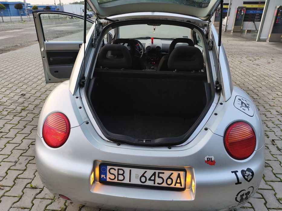 Volkswagen New Beetle