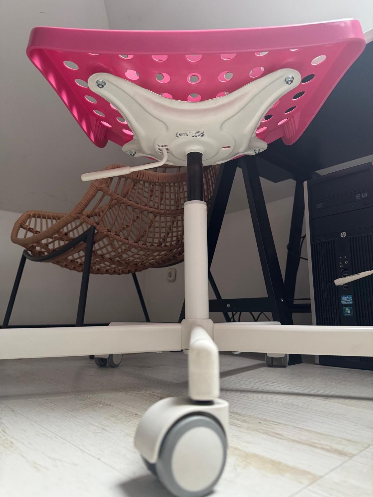 IKEA krzesło biurowe dzieciece różowe