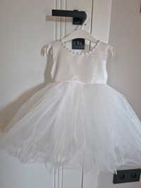 Biała sukienka  r.90cm