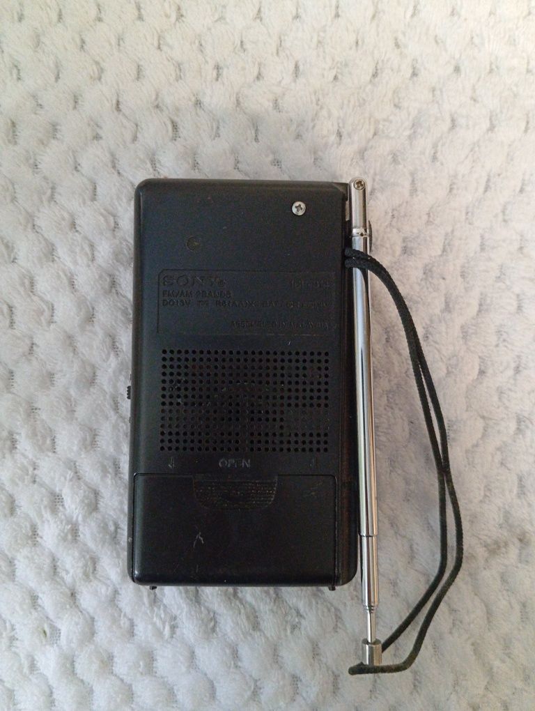 Radio mini Sony na baterie