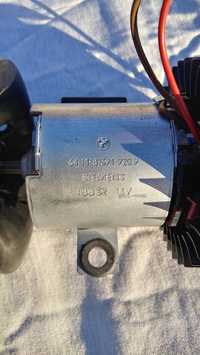 BMW E34 мотор вентилятора печки 64118391920 новый SIEMENS