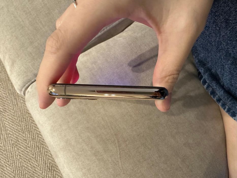 Iphone 11 pro max como novo