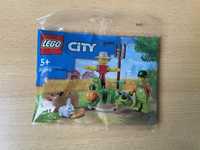 LEGO 30590 CITY Strach na wróble Farmer Rolnik