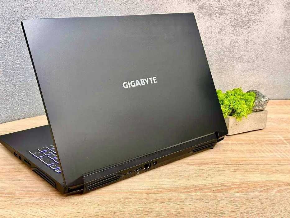 Ігровий ноутбук GygaByte G5 15.6" 144Hz i5-11400H 16/512 RTX3060 6GB