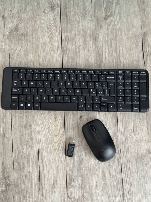 Комплект (клавіатура, миша) Logitech MK220 Black IT (920-003721)