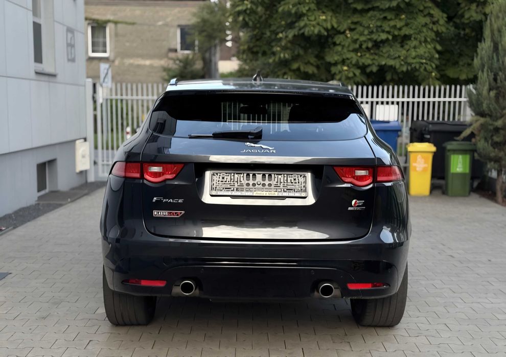 Jaguar F Pace Sport AWD в лізінг