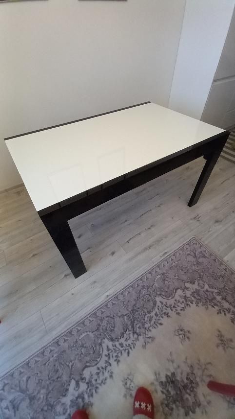 stół duży rozkładany lakierowany jak nowy