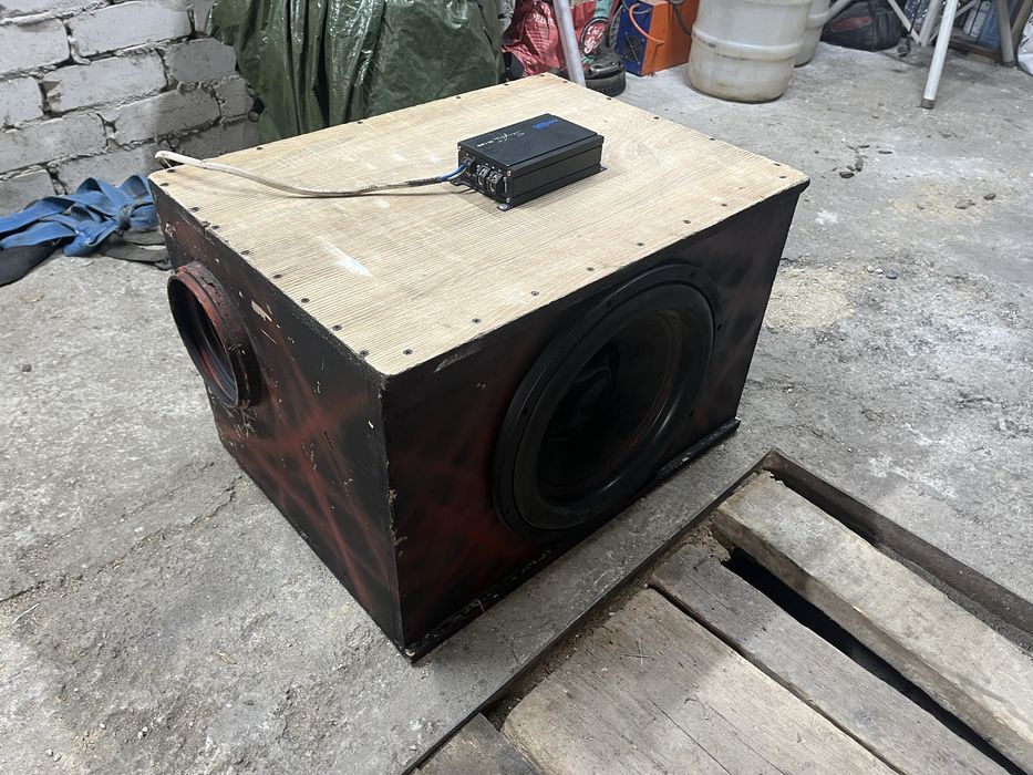 Саб machete 600 вт с моно усилителем