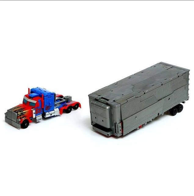 Іграшка Трансформер Оптимус Прайм 32 см із Причепом Optimus Prime Tra