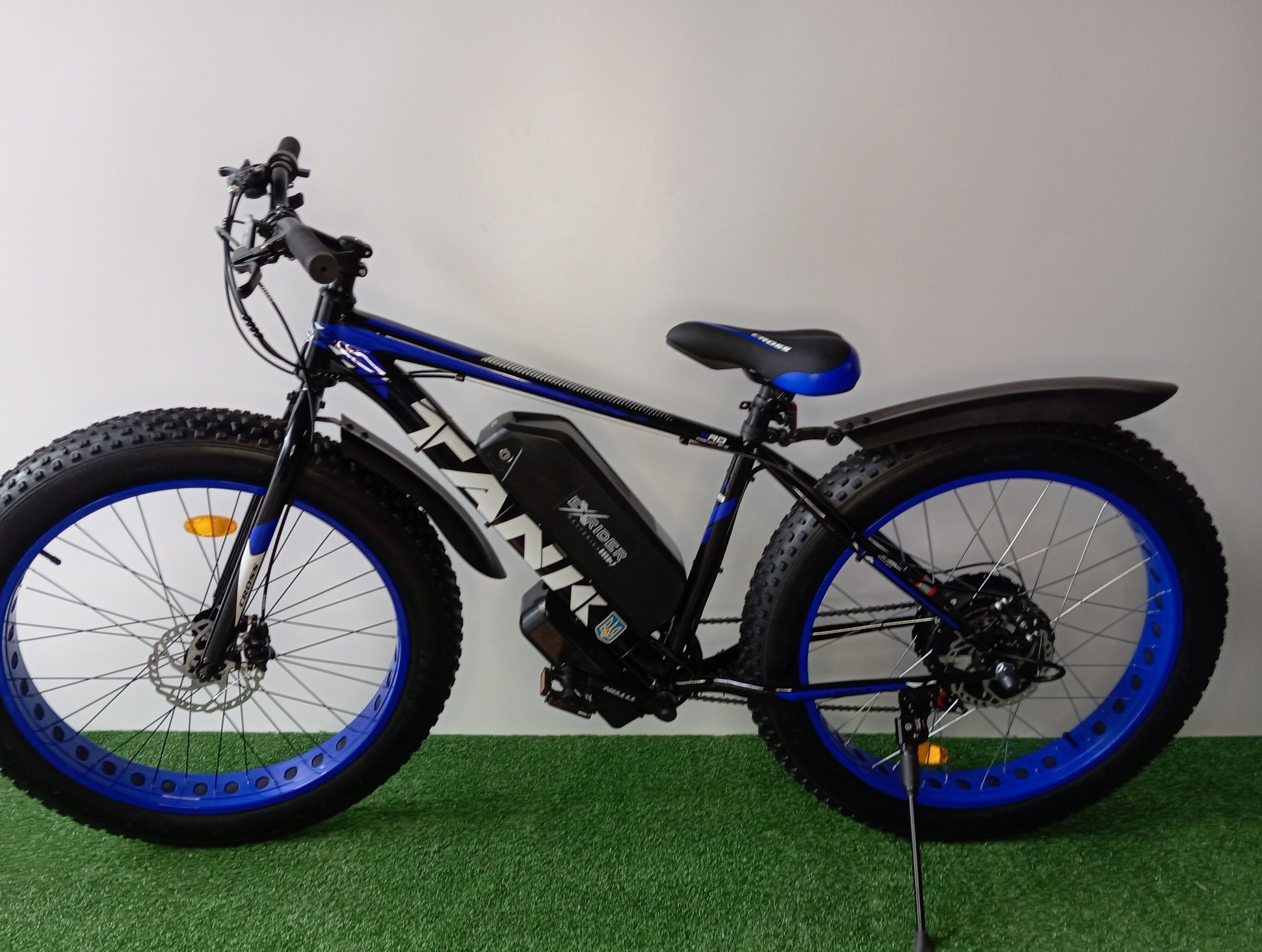 Електровелосипед , фетбайк, фэтбайк,Cross Tank 26 "рама 19" 21 Ah1200W