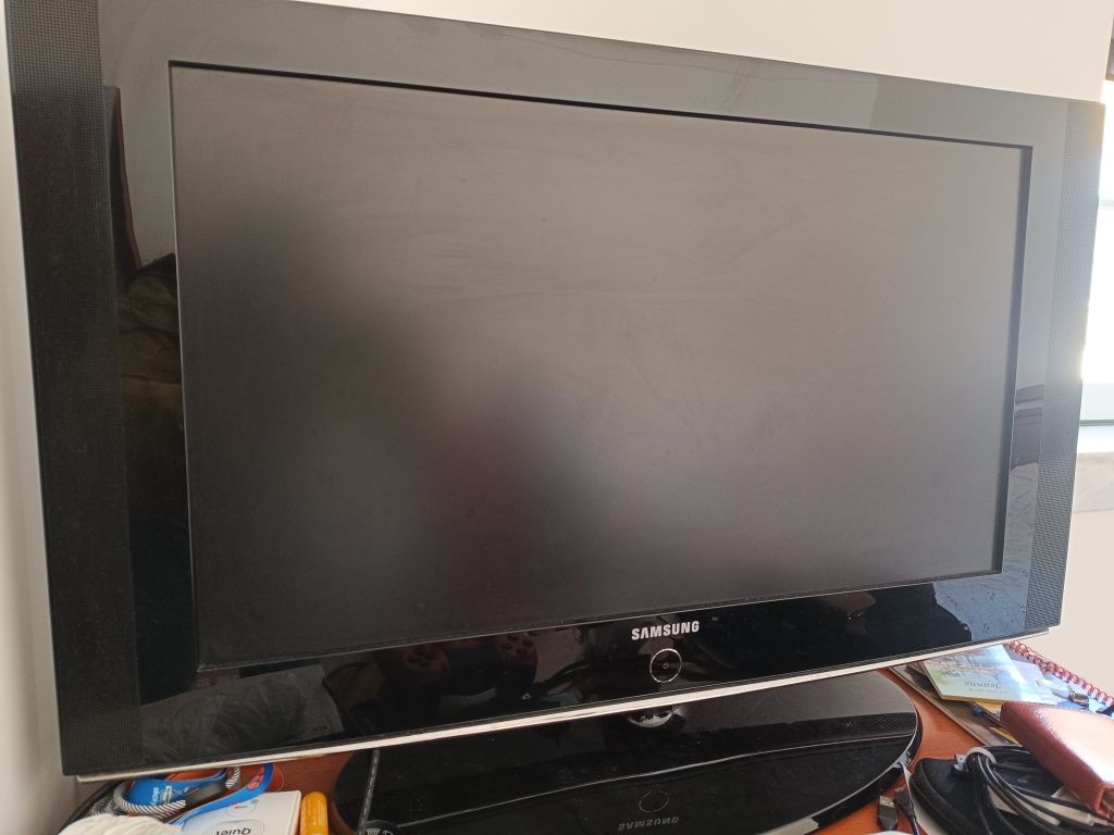 Televisor Samsung LE32S8B1 peças