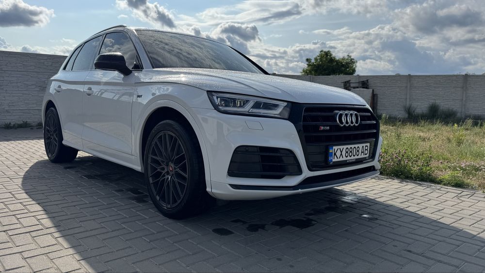 Audi SQ5 2019 год