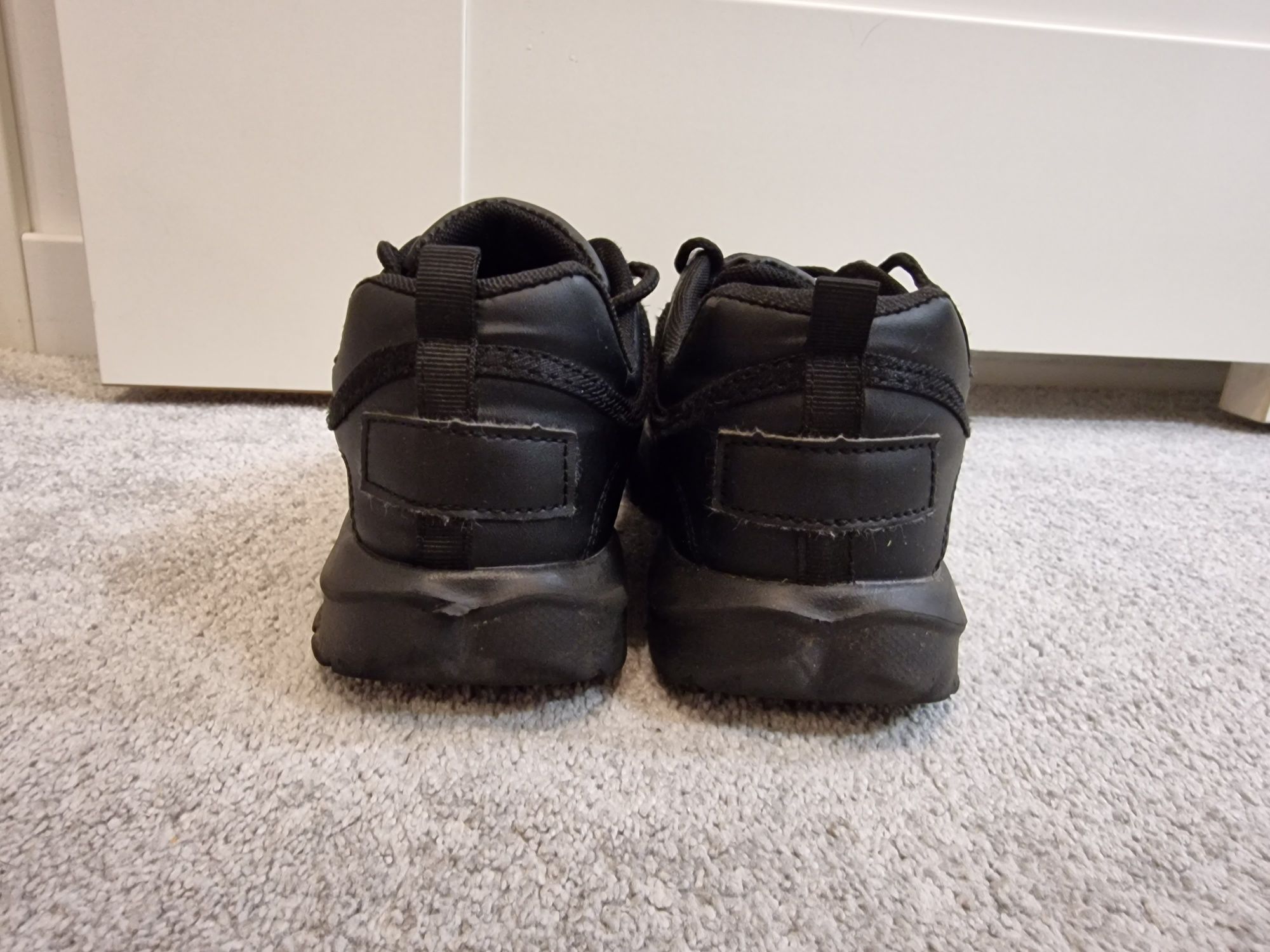 Czarne buty adidasy snickers dziewczynka 36