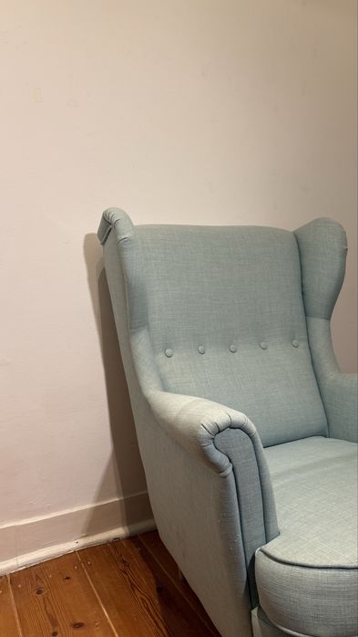 Cadeirão Ikea, cor verde água