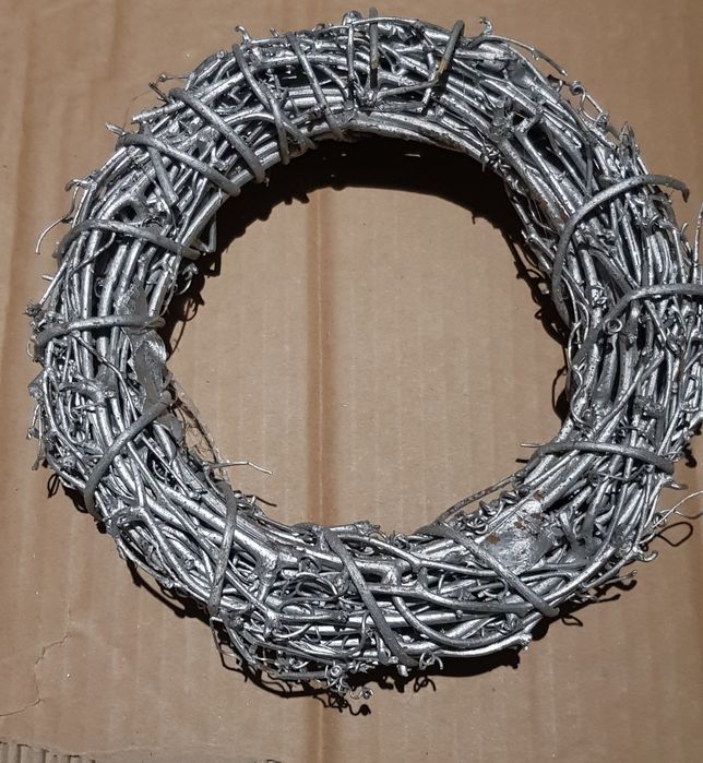 Wianki wiklinowe posrebrzane