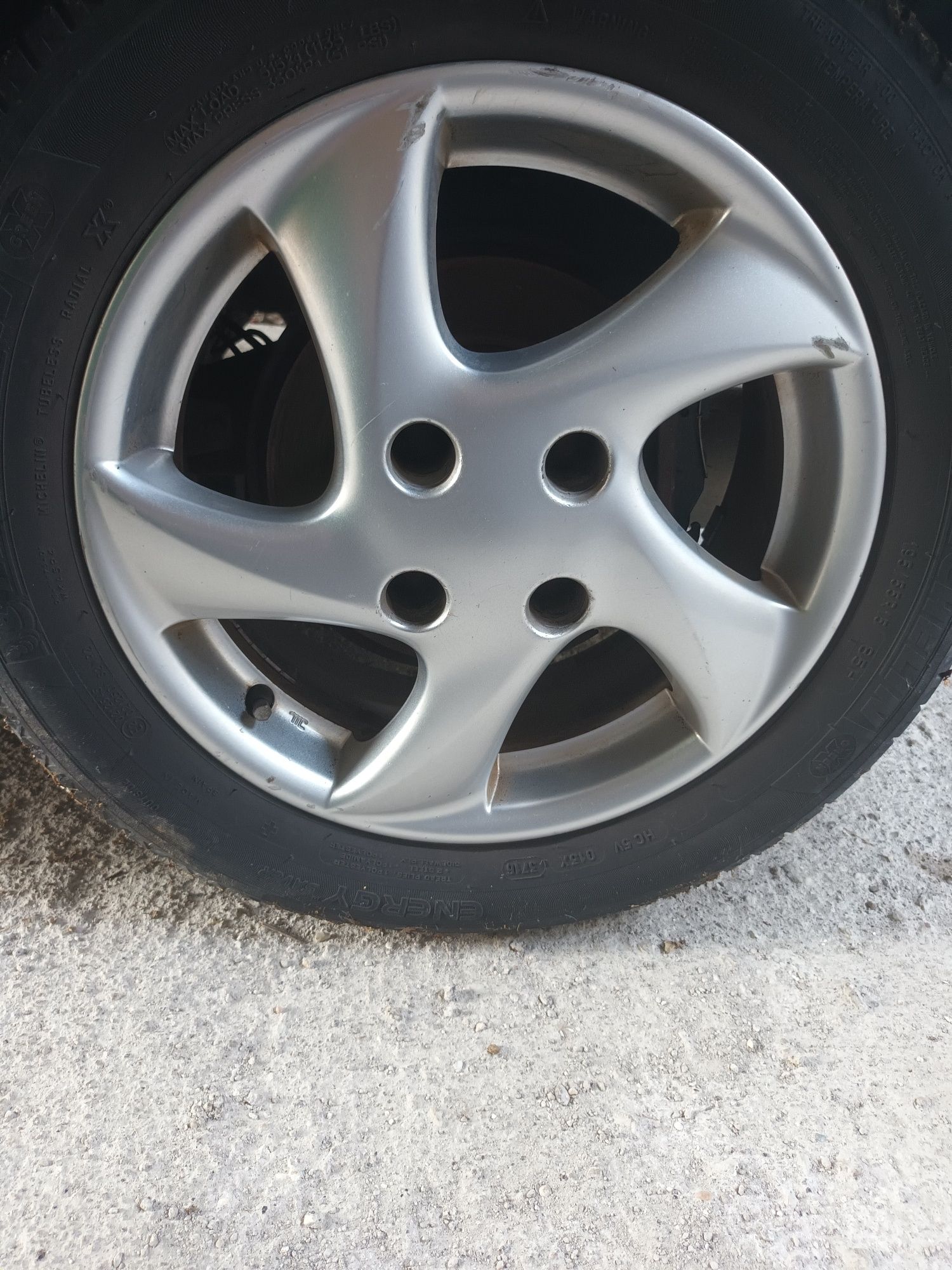 Jantes Peugeot 4x108 15