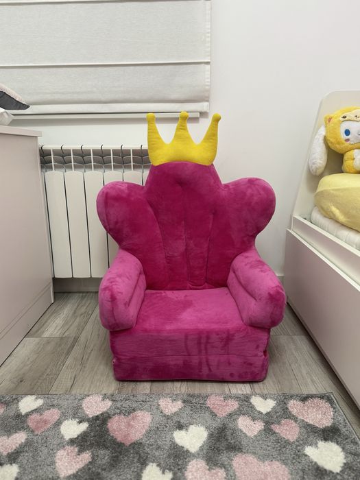 Rozkladant fotel pluszowy z koroną dla dzieci