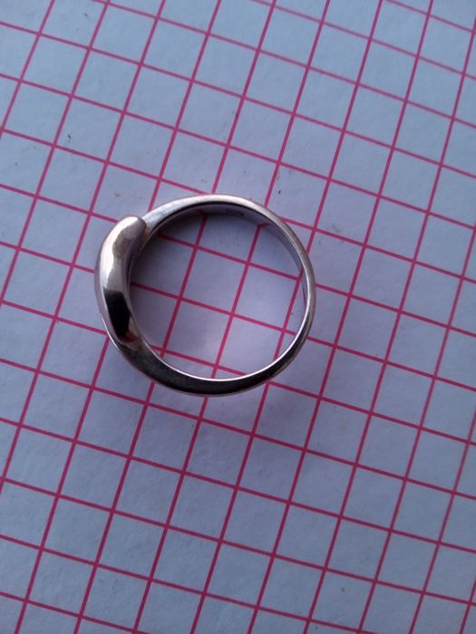 Stary pierścionek srebrny