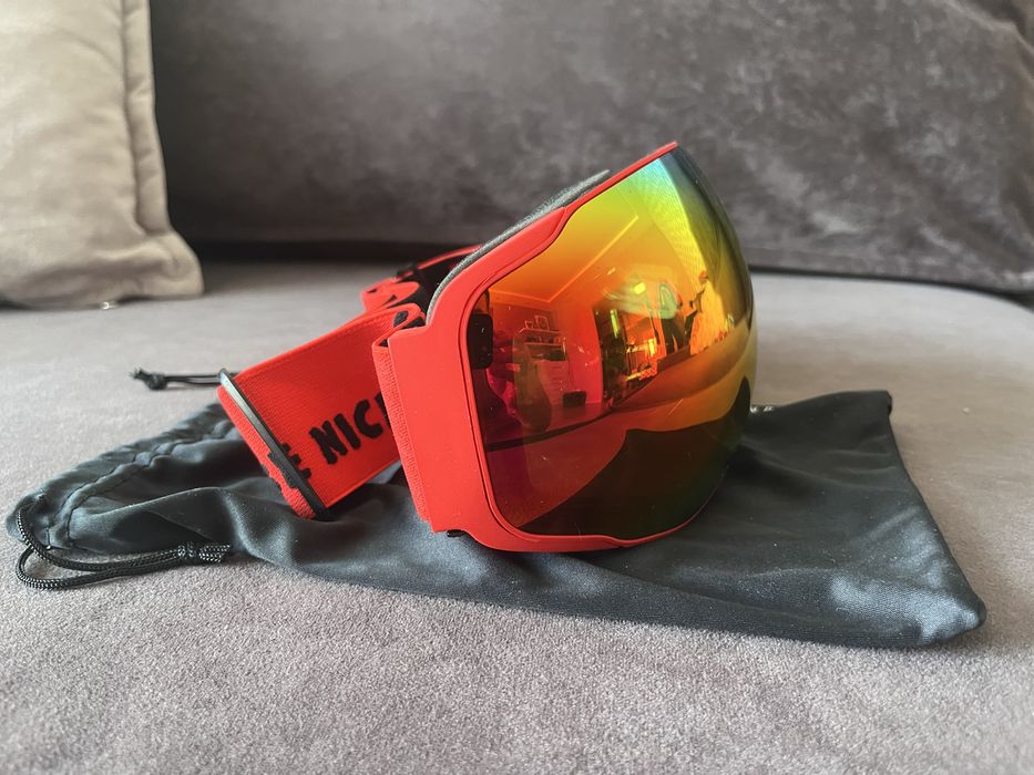 Гірськолижна маска