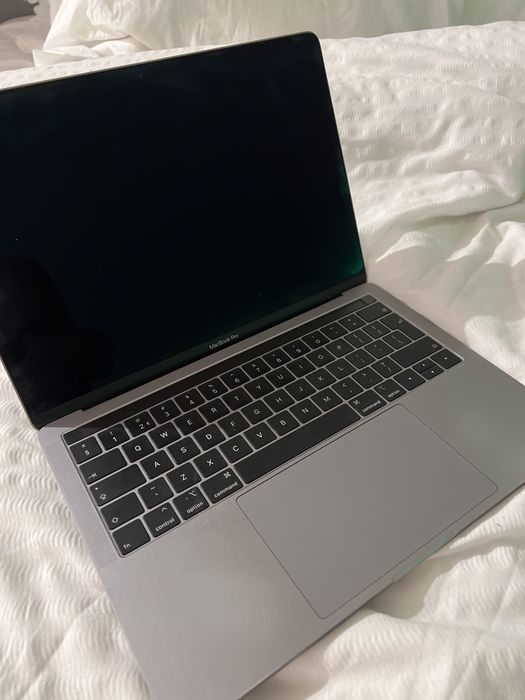 MacBook Pro 2019 touchbar