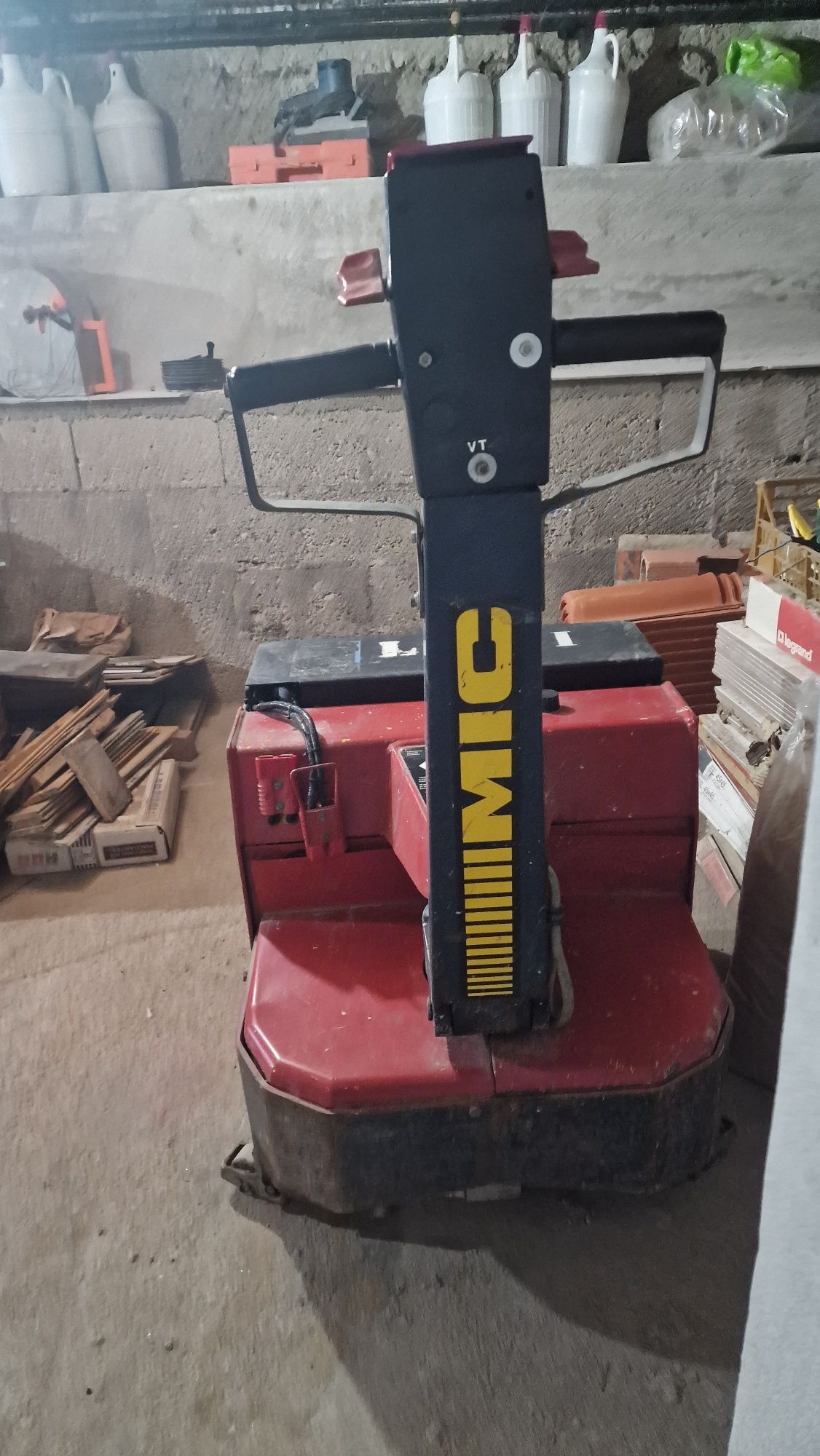 Vendo porta paletes 1600kg