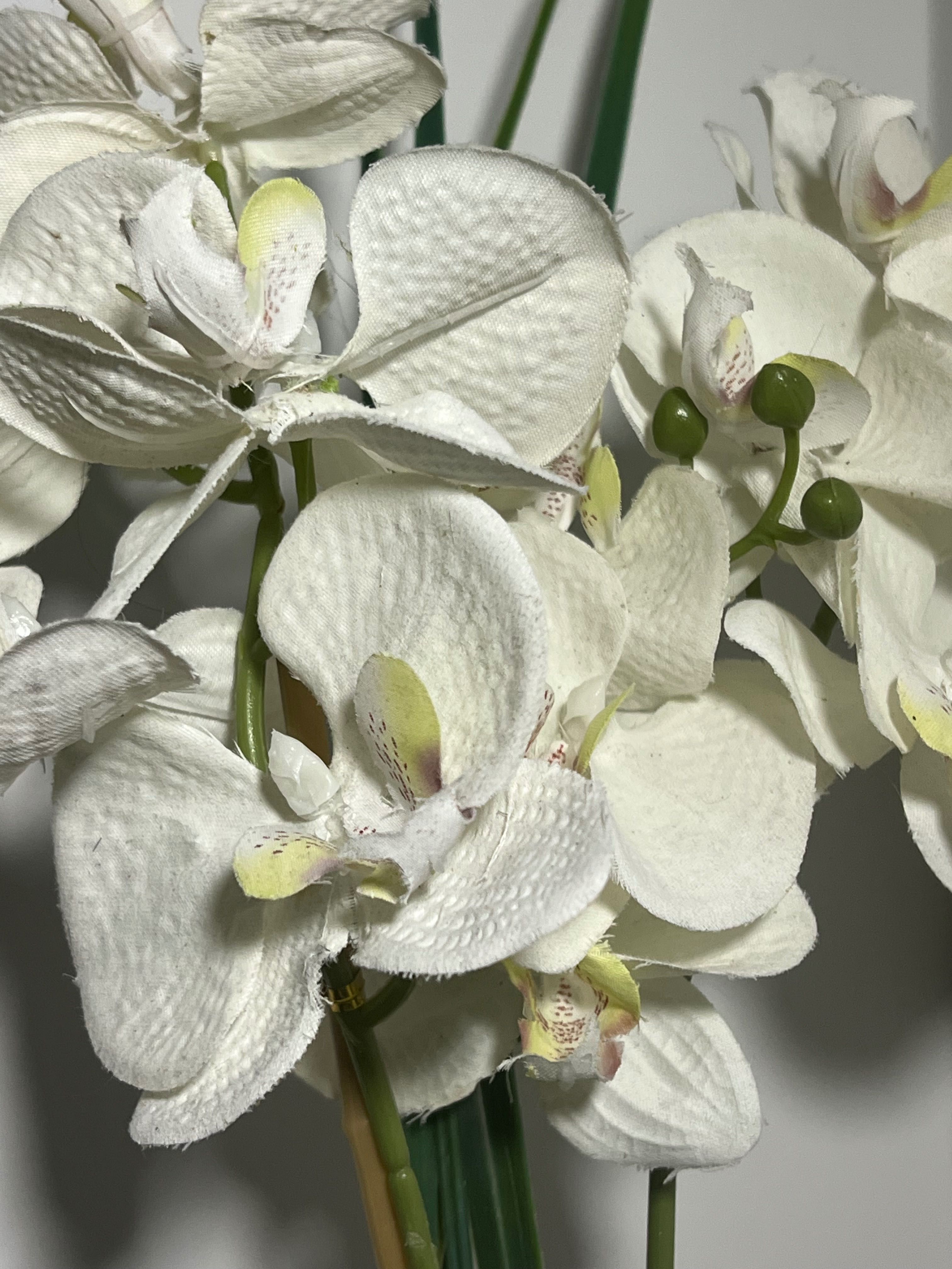 Storczyk orchidea sztuczny kwiatek w doniczce