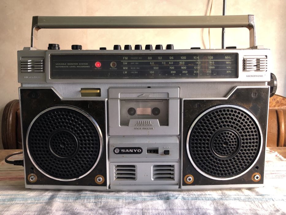 Радиомагнитола SANYO M9921LU