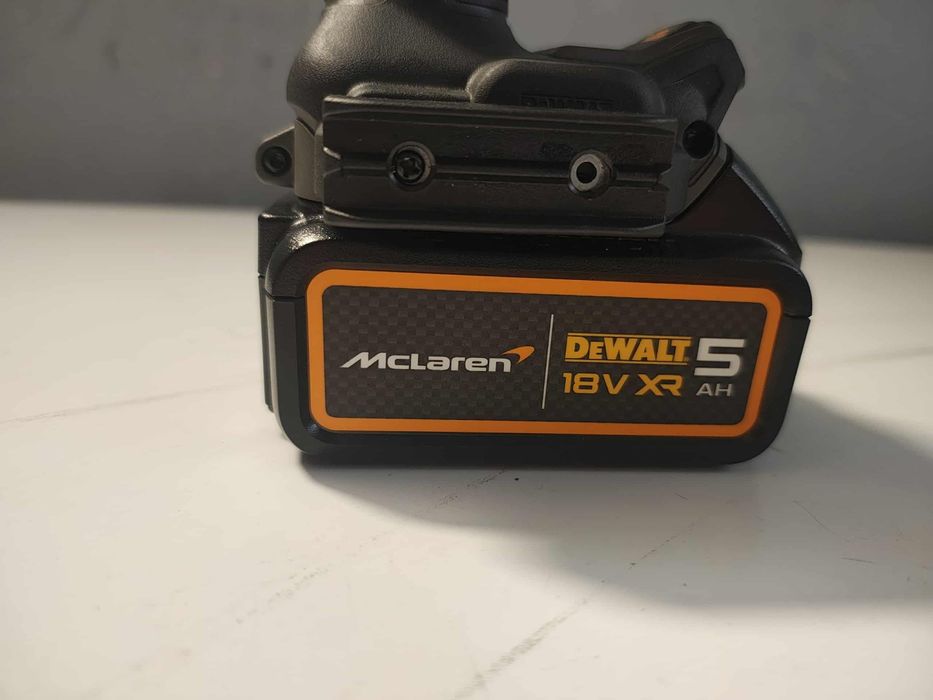 Wkrętarka z funkcją udaru DCD85M Mclaren odpowiednik DCD805 DeWalt 18v