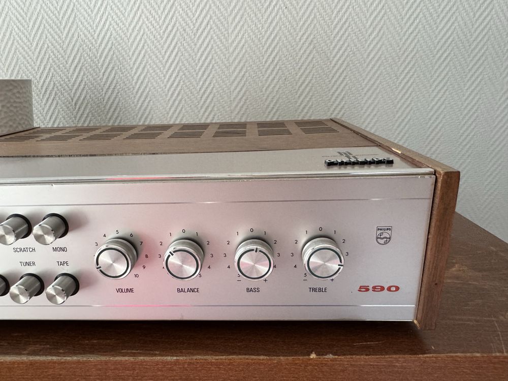 Wzmacniacz  Philips 22rh590