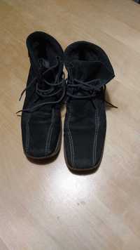 Ocieplane buty skórzane jesienno-zimowe czarne do kostek r. 40 w. 26cm