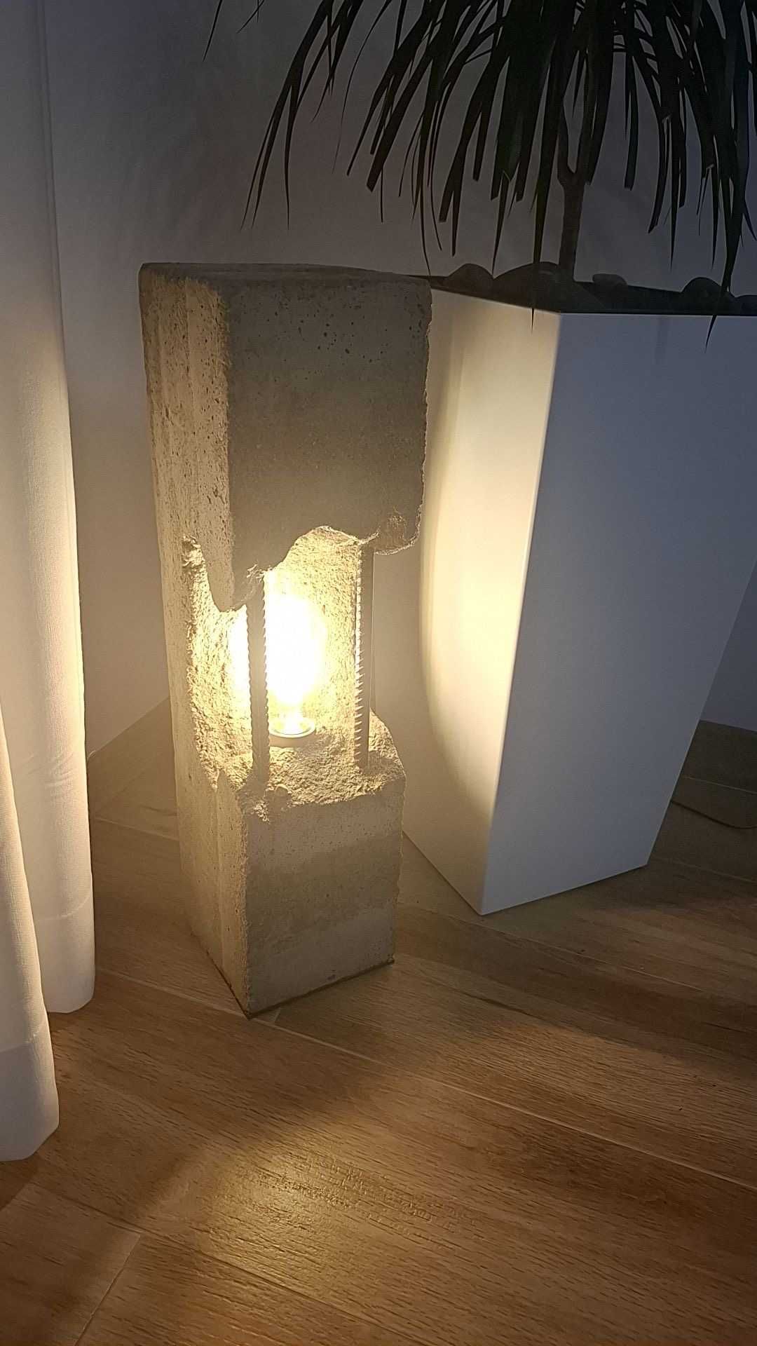 Industrialna Lampa Betonowa