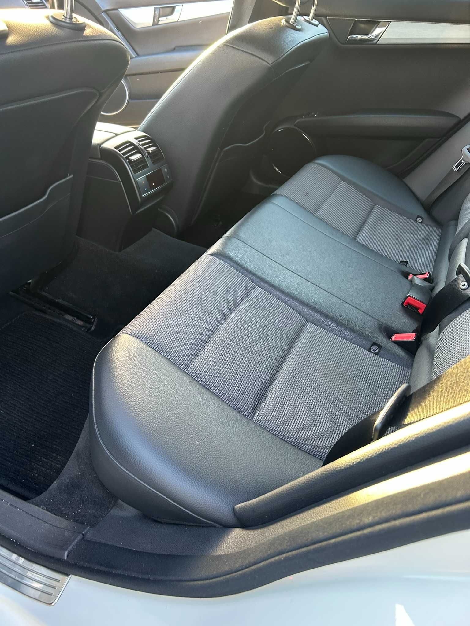 Mercedes Benz W204 220 CDI